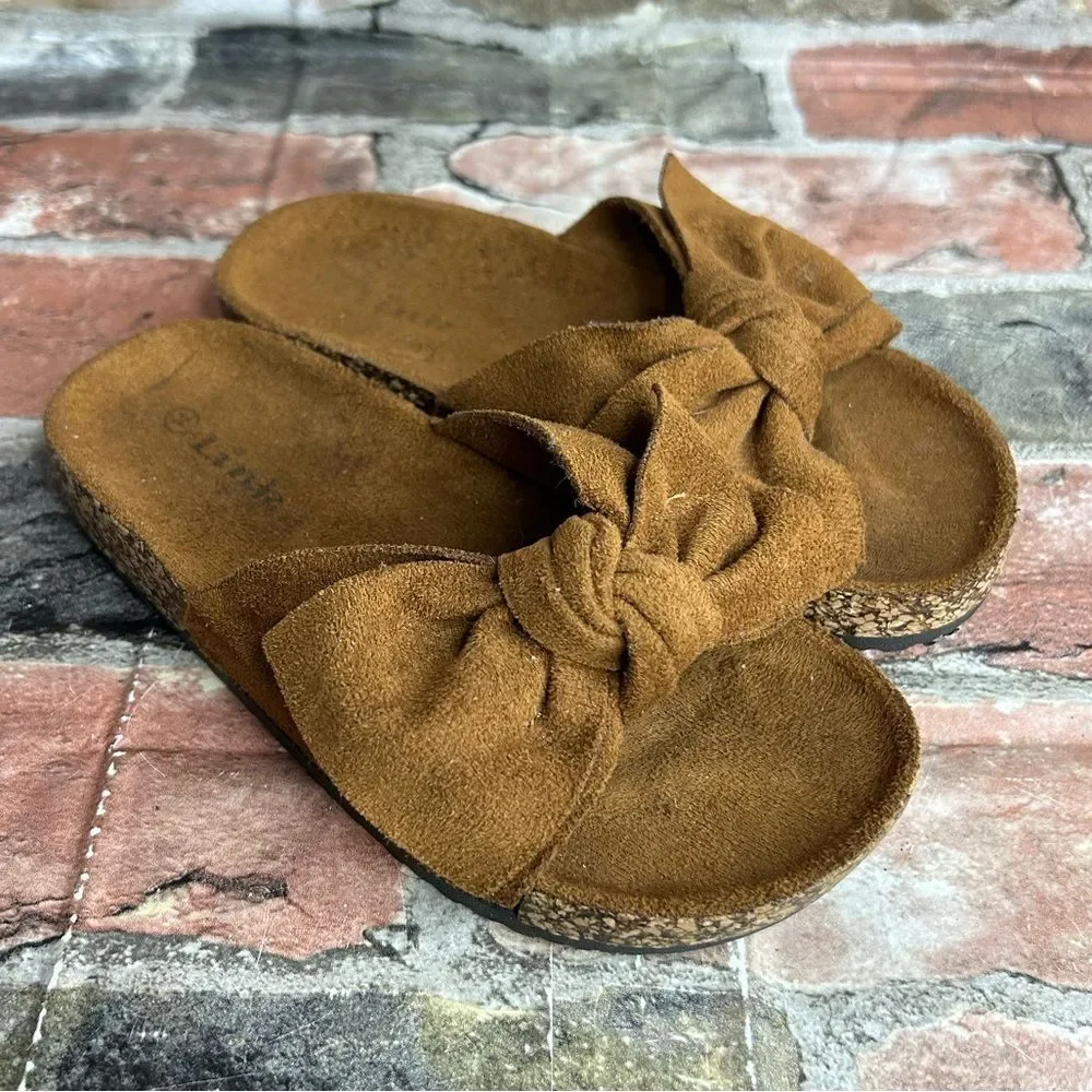 5 for $25🔥Link Tan Suede Slip‎ On Sandals Girls Size 11